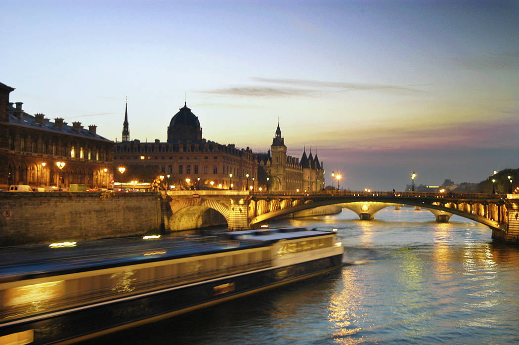 Paris_unntak_03