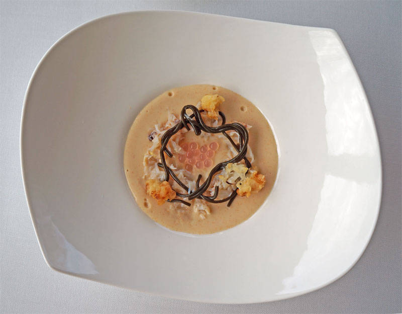 Mirador-de-Ulia-Panacotta-av-kongekrabbe-med-wakame-pasta