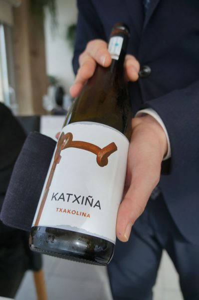 Mirador-de-Ulia-vino-txacolina