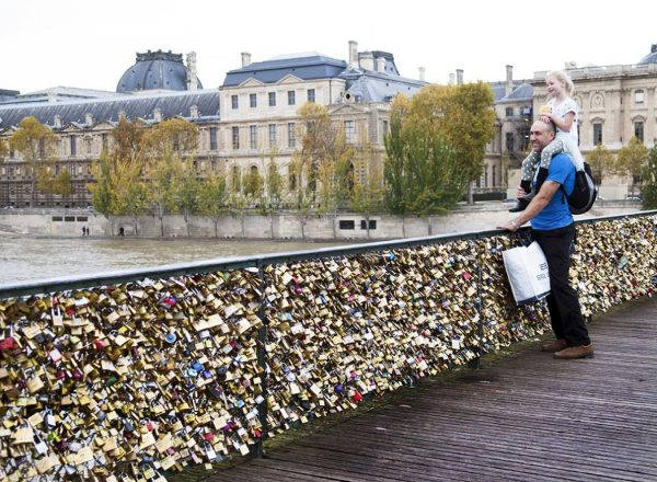 reisenytt desember Paris_lovelocks_big