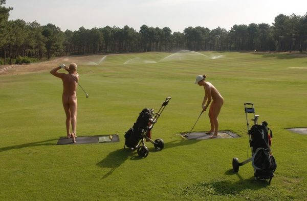 nudistgolf nudisme_golf