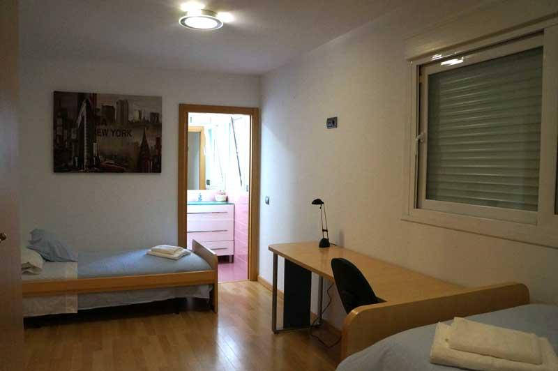 Airbnb-rom-bad-Malaga-Spania-800-IRH