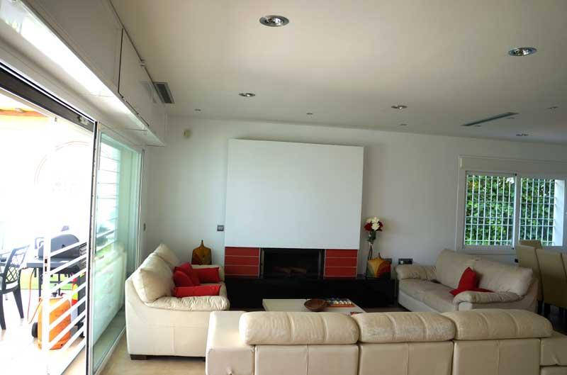 Malaga-sunshine-house-living-room-800