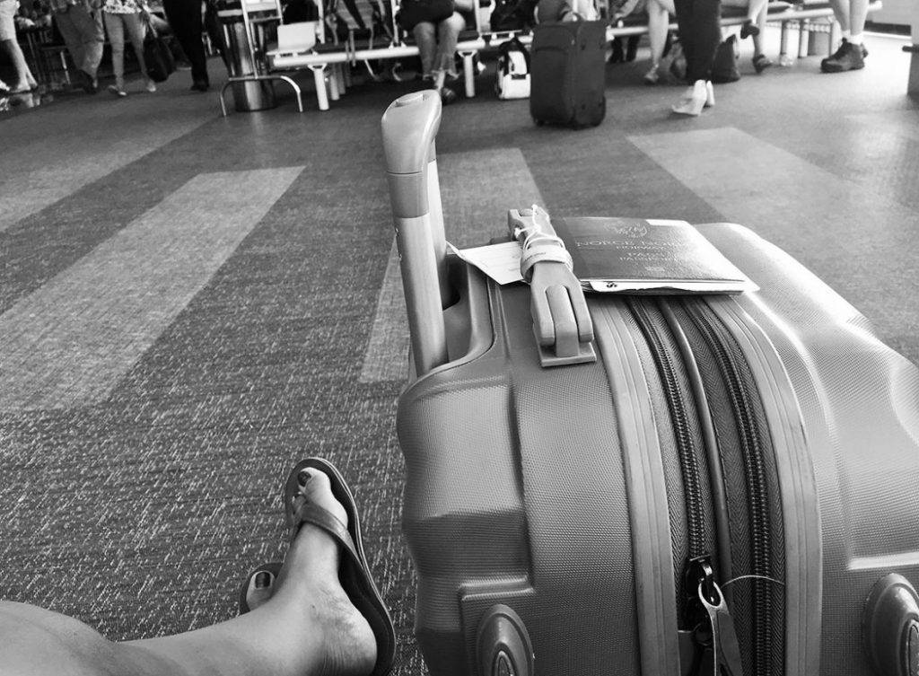 flyplass overbooking