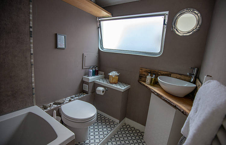 Bath narrowboats