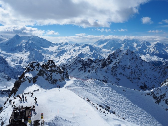 Skiferie i Alpene i Sveits.